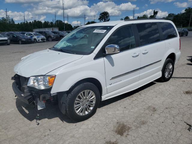 2015 Chrysler Town & Country Touring L продається в Cahokia Heights, IL - Front End