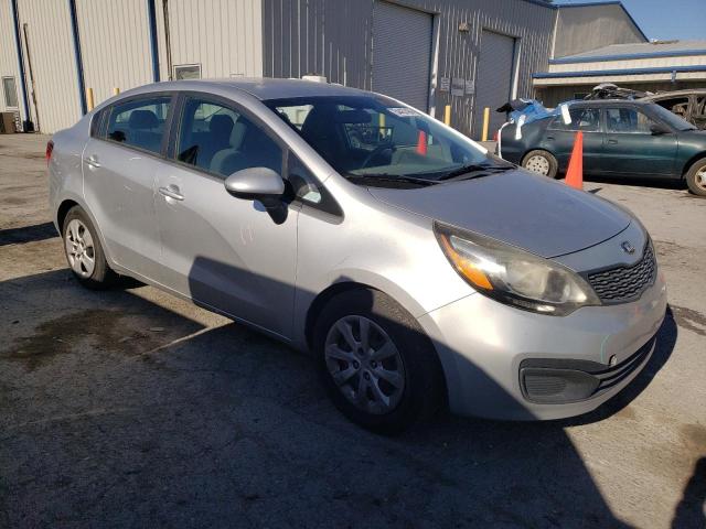 Sedans KIA RIO 2013 Srebrny