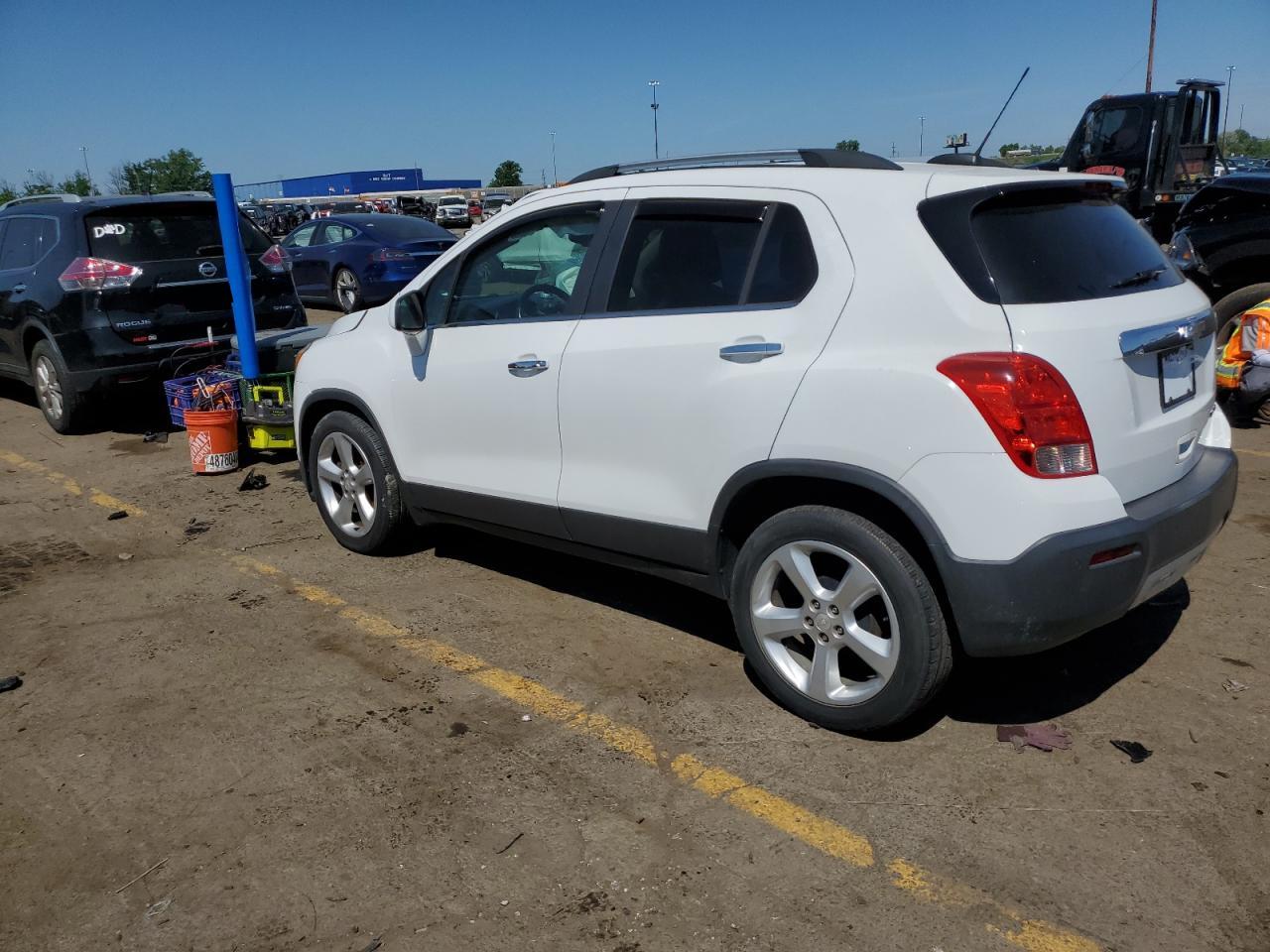 VIN 3GNCJMSB6GL161330 2016 CHEVROLET TRAX no.2