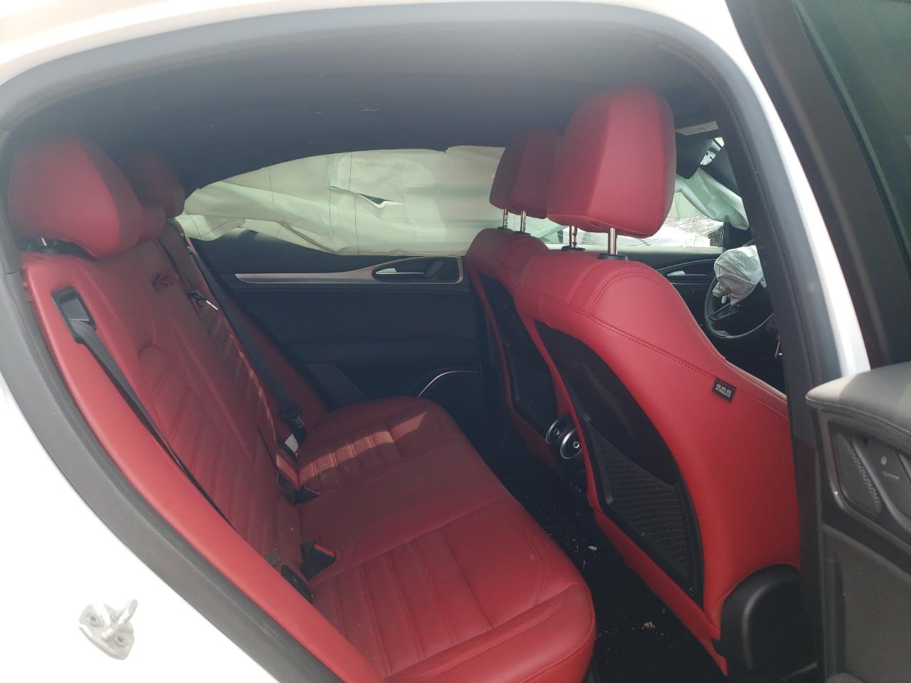 2022 Alfa Romeo Stelvio Ti VIN: ZASPAKBN1N7D32034 Lot: 55598804