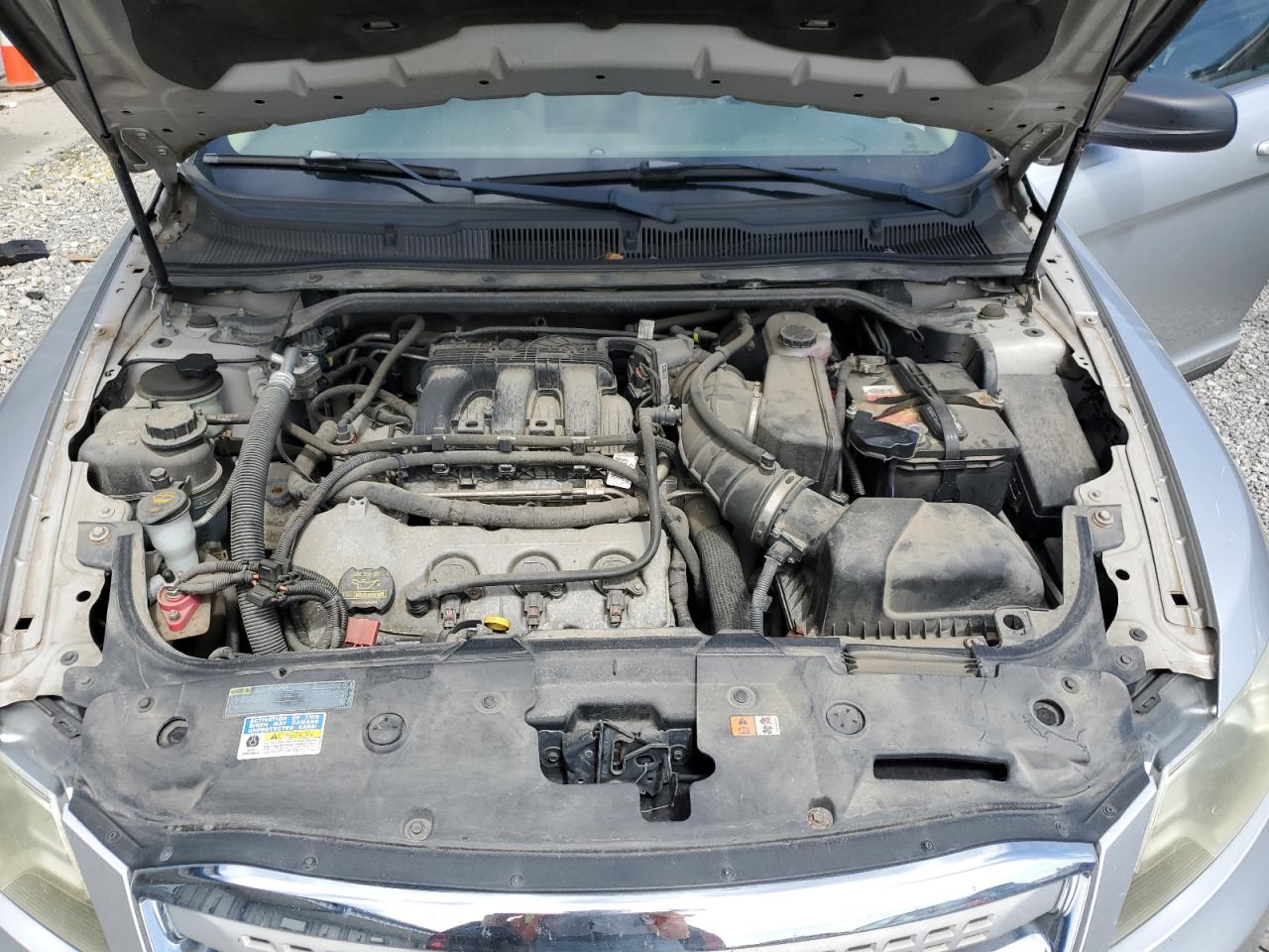 1FAHP2DW1BG148053 2011 Ford Taurus Se