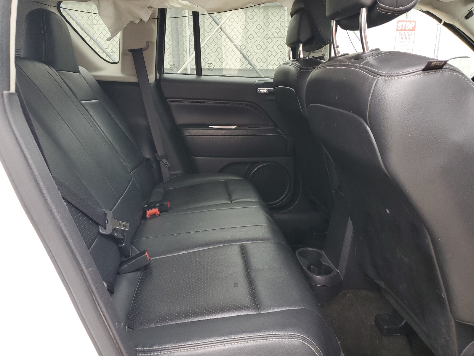 1C4NJCEA5GD716417 2016 Jeep Compass Latitude