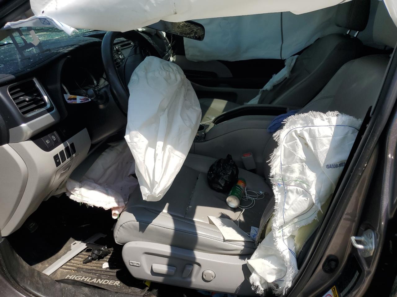 2019 Toyota Highlander Se VIN: 5TDJZRFH5KS613372 Lot: 55813034