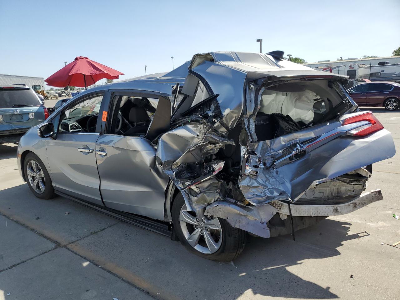 2019 Honda Odyssey - Image 2