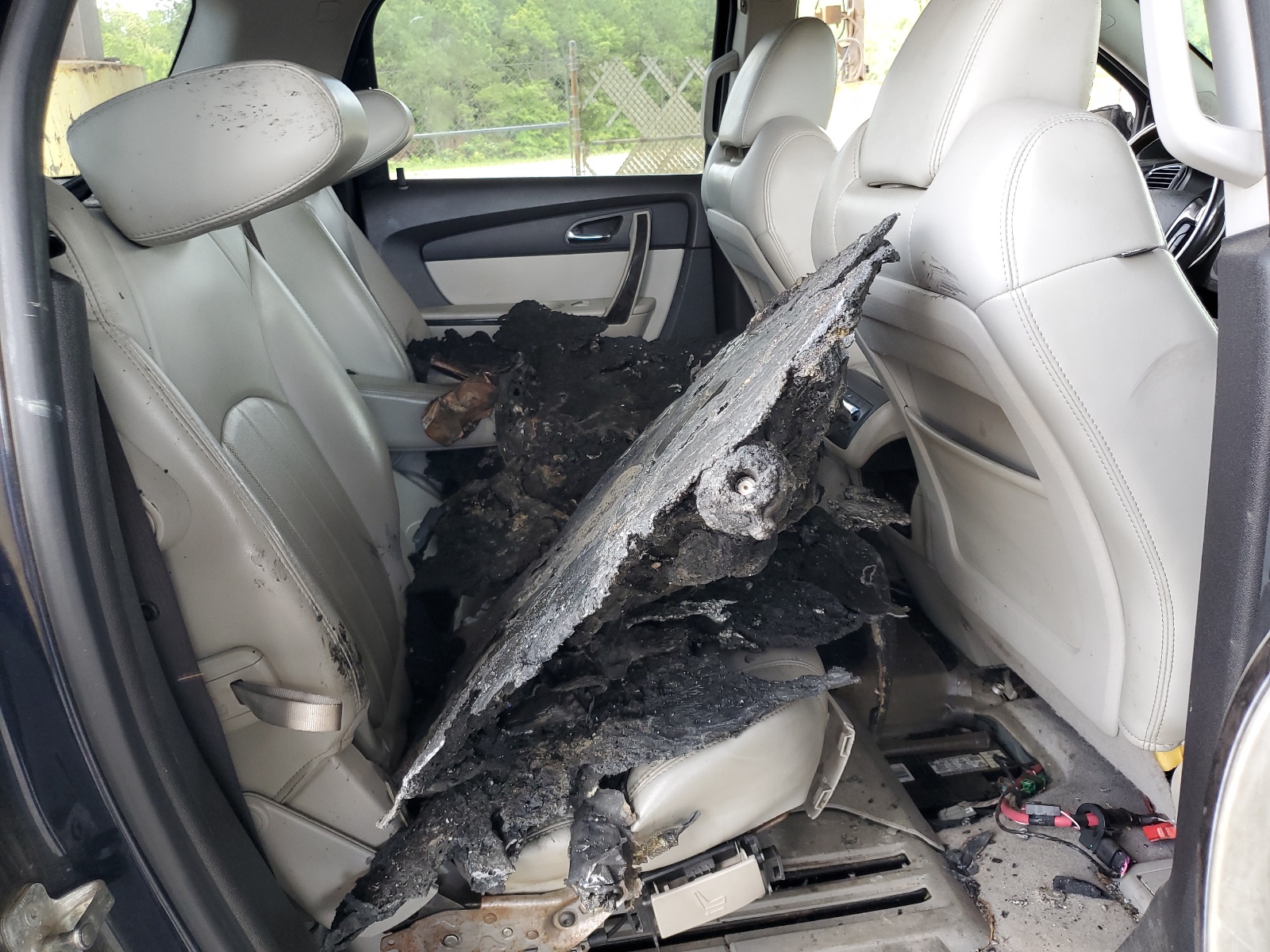 1GKKVTED3CJ319290 2012 GMC Acadia Denali