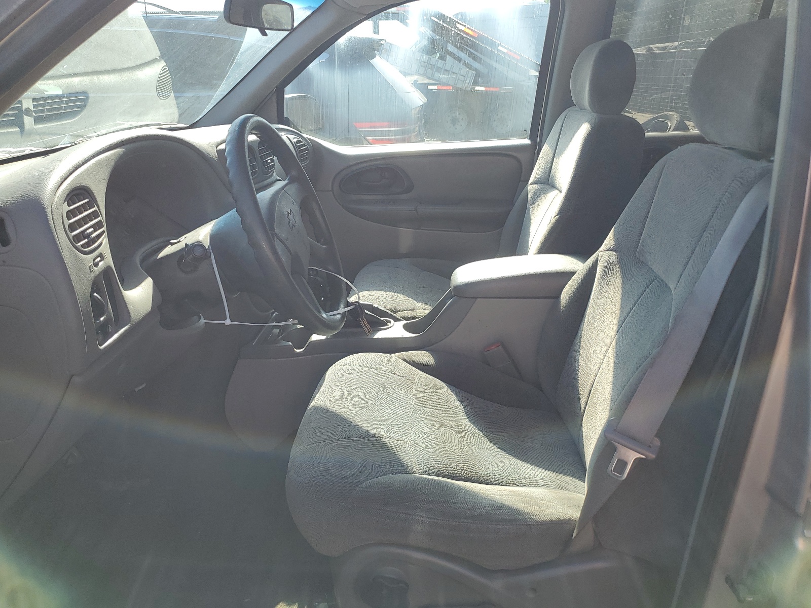 1GNDT13S842133716 2004 Chevrolet Trailblazer Ls