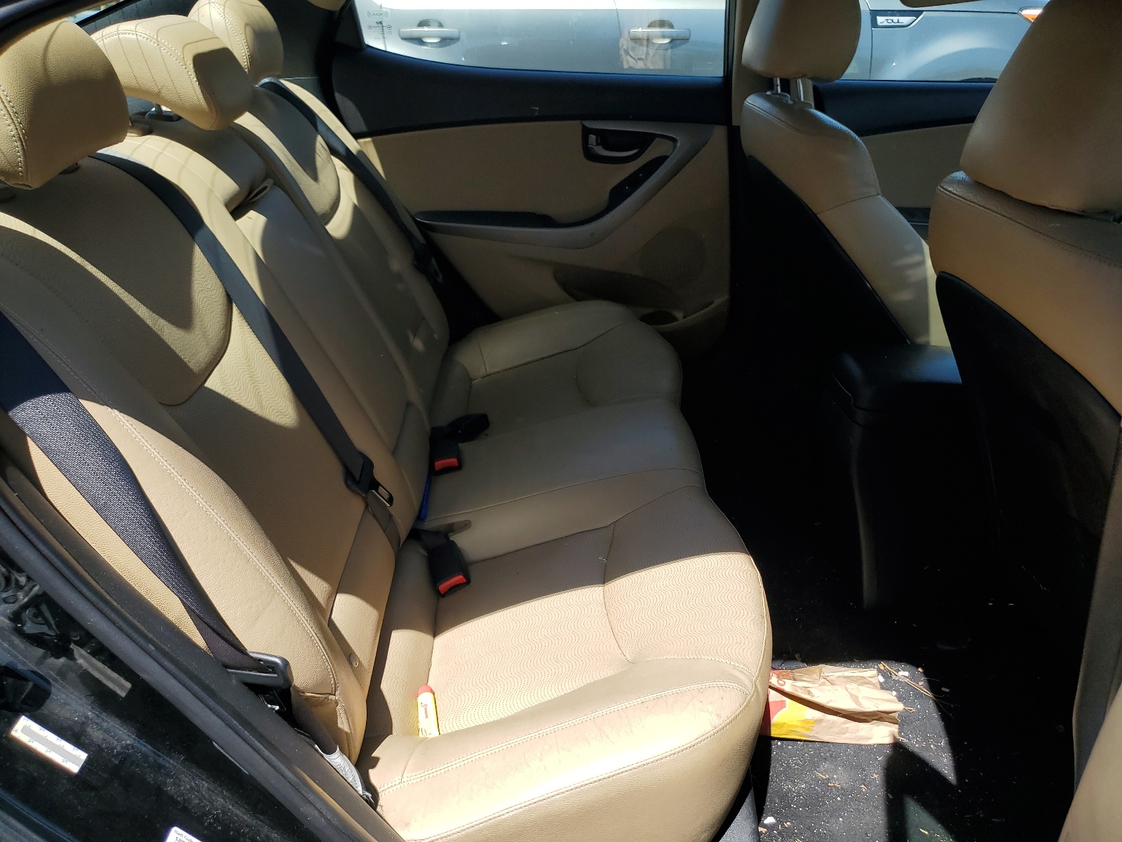 KMHDH4AE0CU227208 2012 Hyundai Elantra Gls