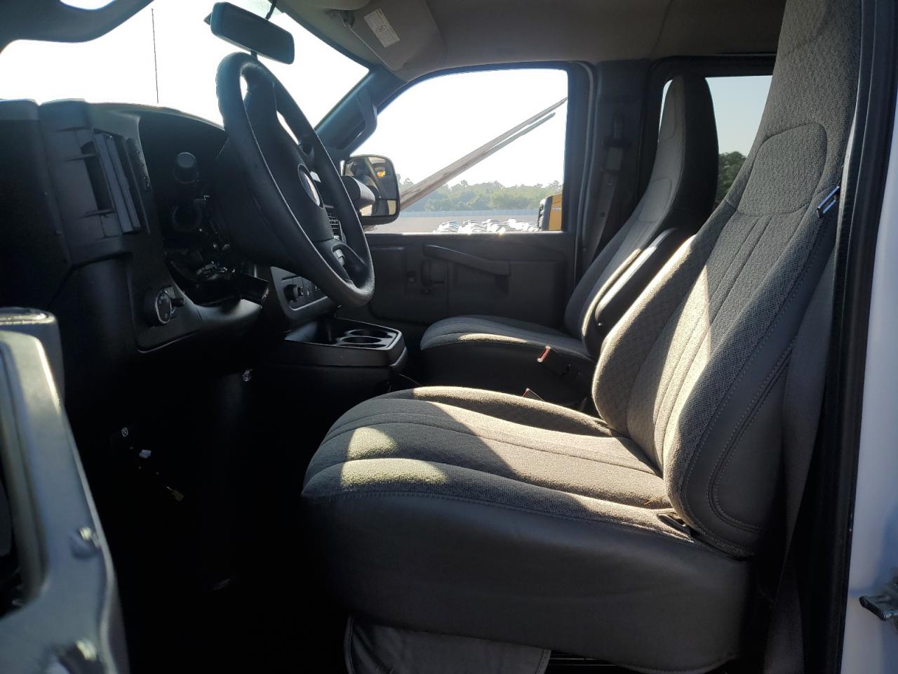 2018 Chevrolet Express G3500 Lt VIN: 1GAZGPFG2J1209261 Lot: 56469884