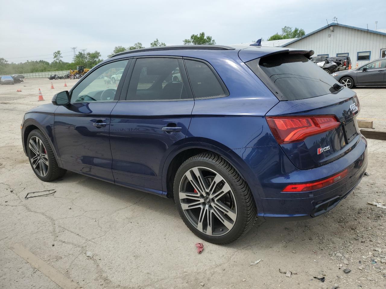 WA1B4AFY7L2032267 2020 AUDI SQ5 - Image 2