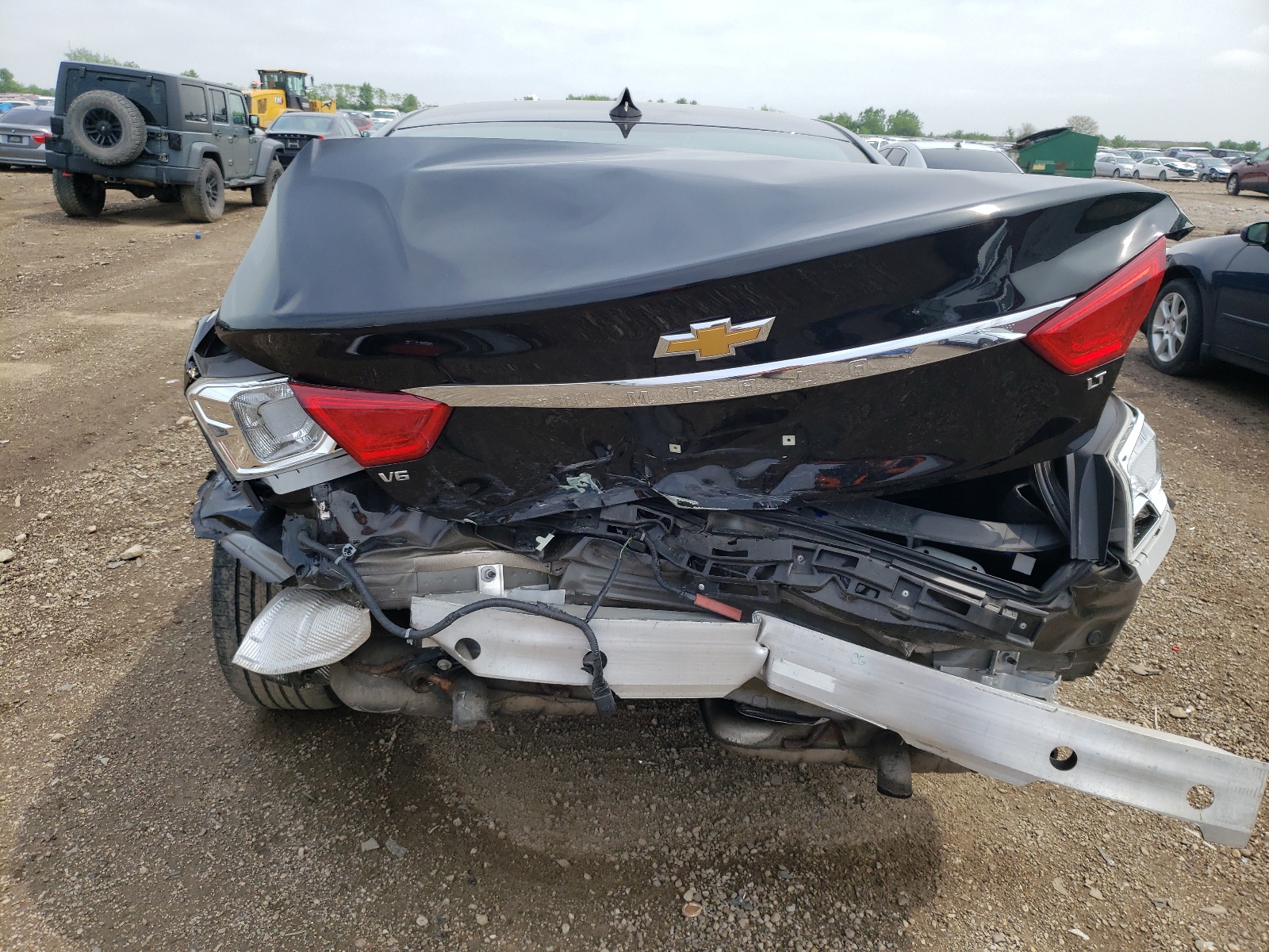 2G1105S32J9115613 2018 Chevrolet Impala Lt