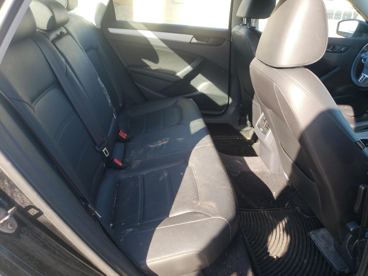 2013 Volkswagen Passat Se VIN: 1VWBN7A37DC105812 Lot: 53854664