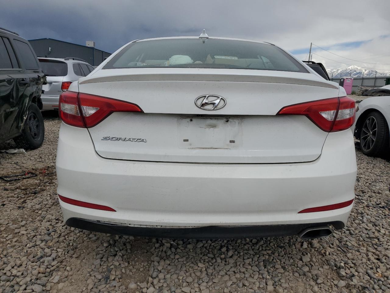 2017 Hyundai Sonata Se VIN: 5NPE24AF0HH577748 Lot: 54343874