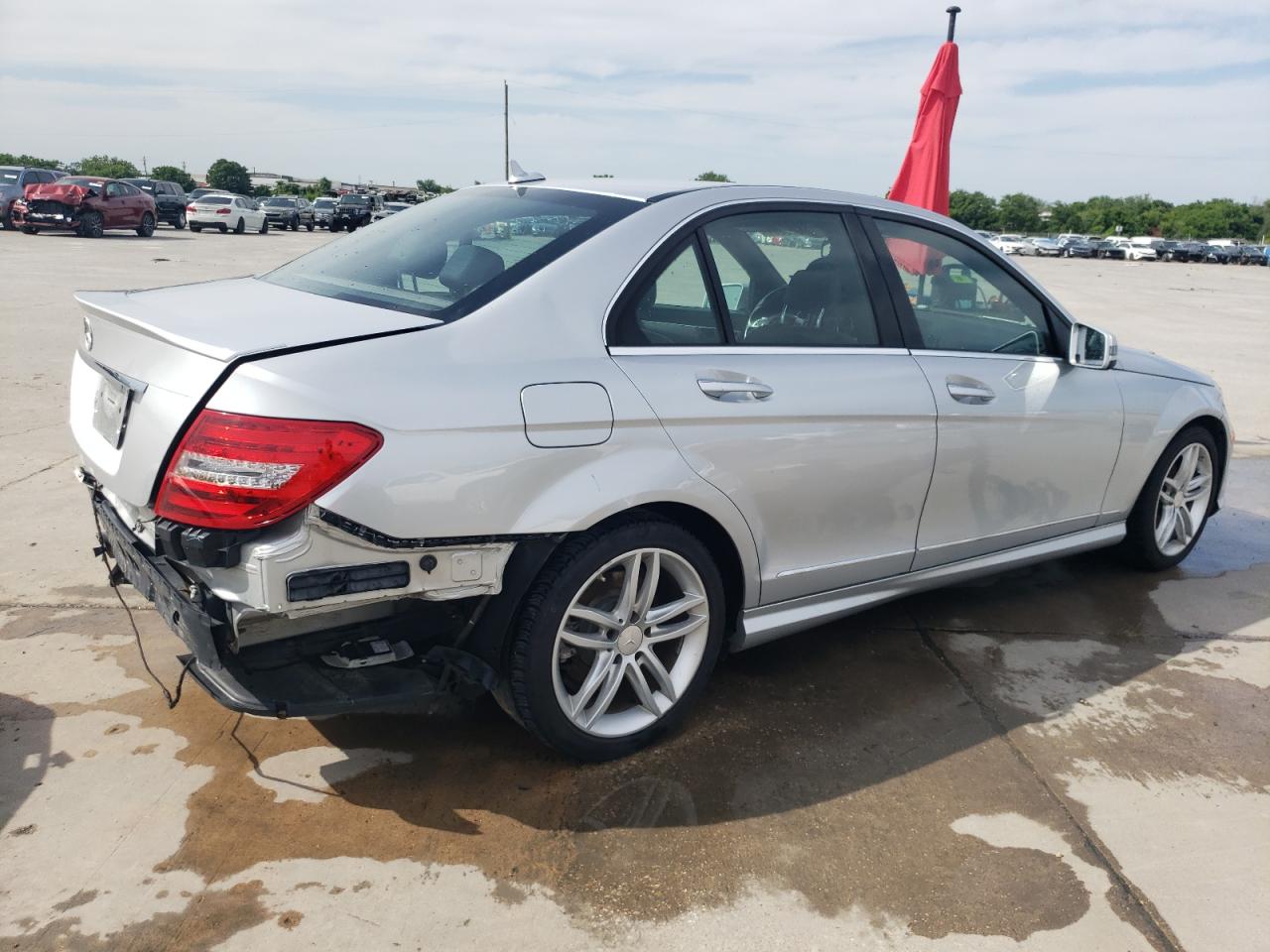 VIN WDDGF4HB1DG103313 2013 MERCEDES-BENZ C-CLASS no.3