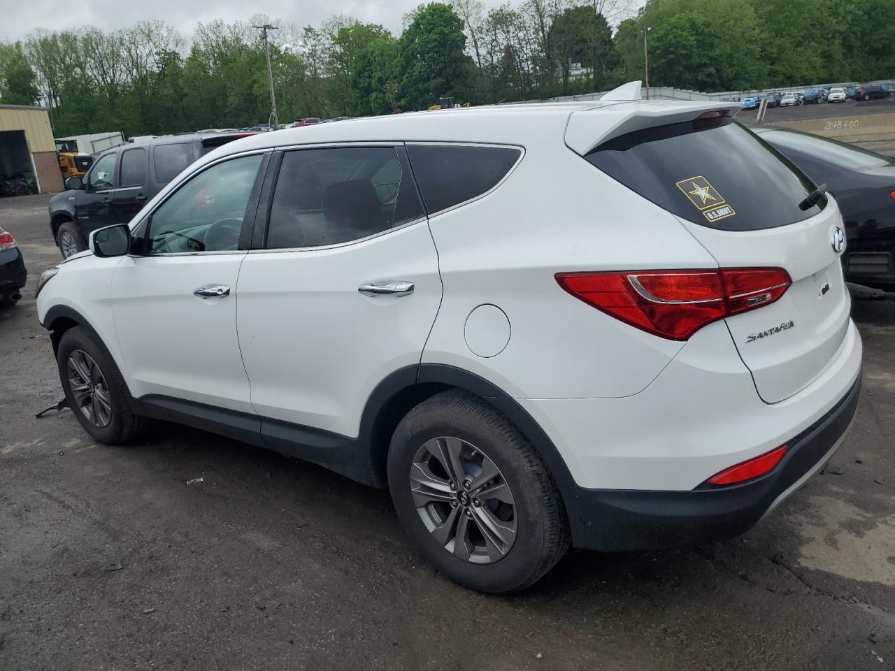 5XYZTDLB3GG369782 2016 HYUNDAI SANTA FE - Image 2