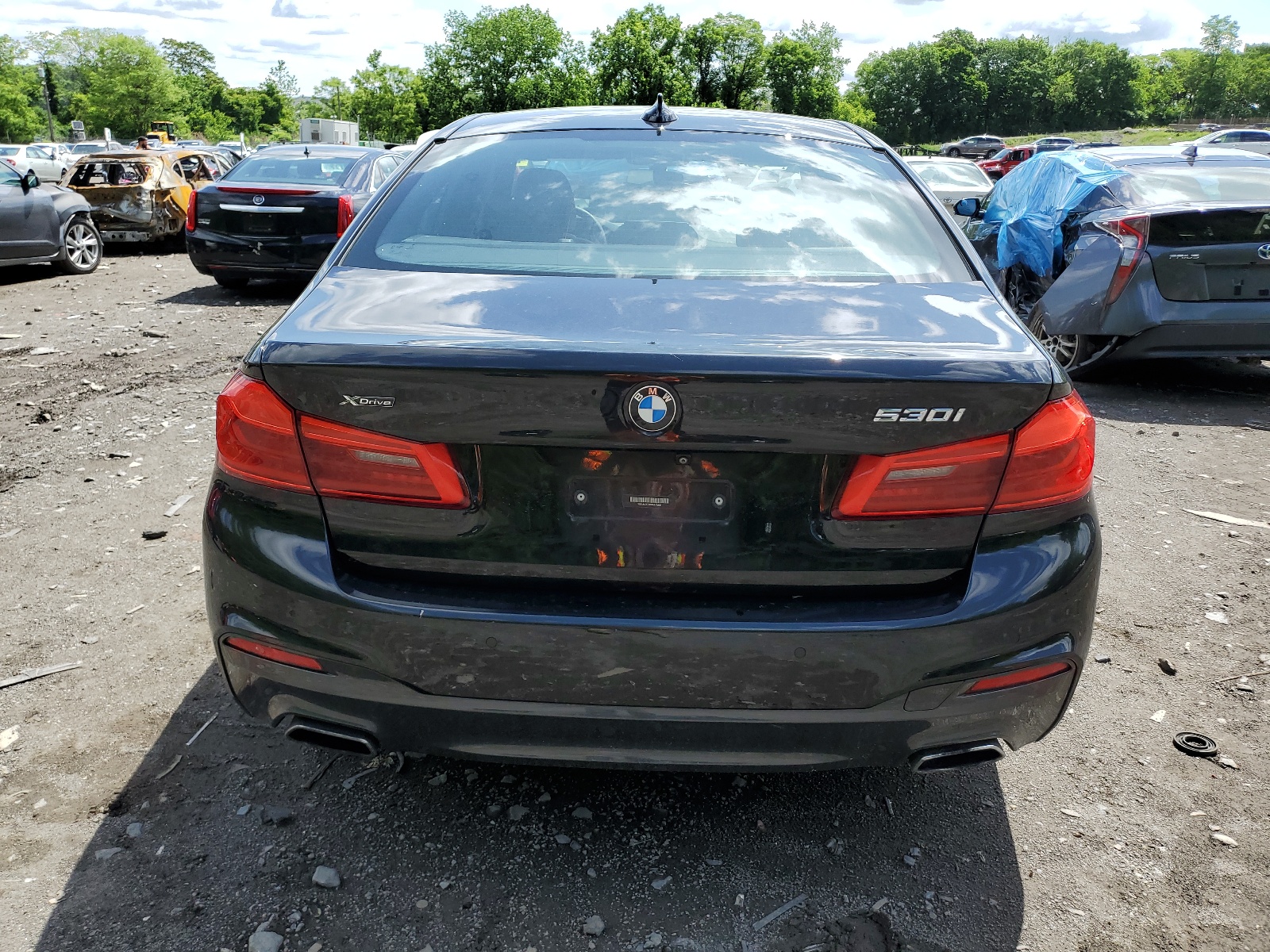 WBAJA7C38HWA70502 2017 BMW 530 Xi