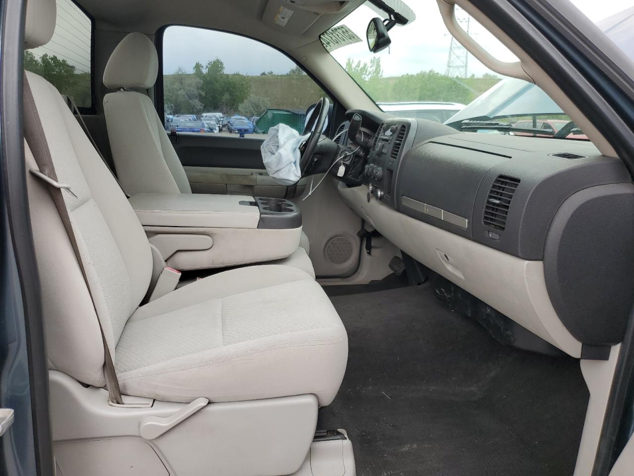 2008 Chevrolet Silverado K1500 VIN: 1GCEK14038Z127588 Lot: 55731374