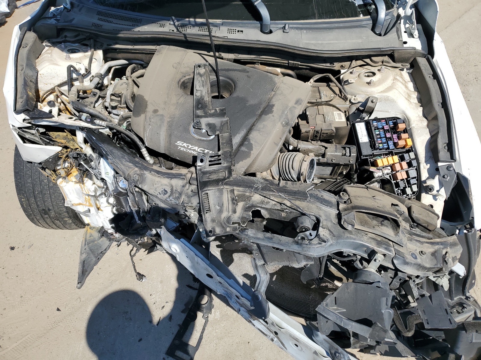 3MZBN1L32JM270641 2018 Mazda 3 Touring