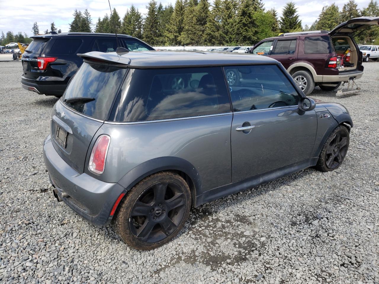 2005 Mini Cooper S VIN: WMWRE33525TL11692 Lot: 56228124