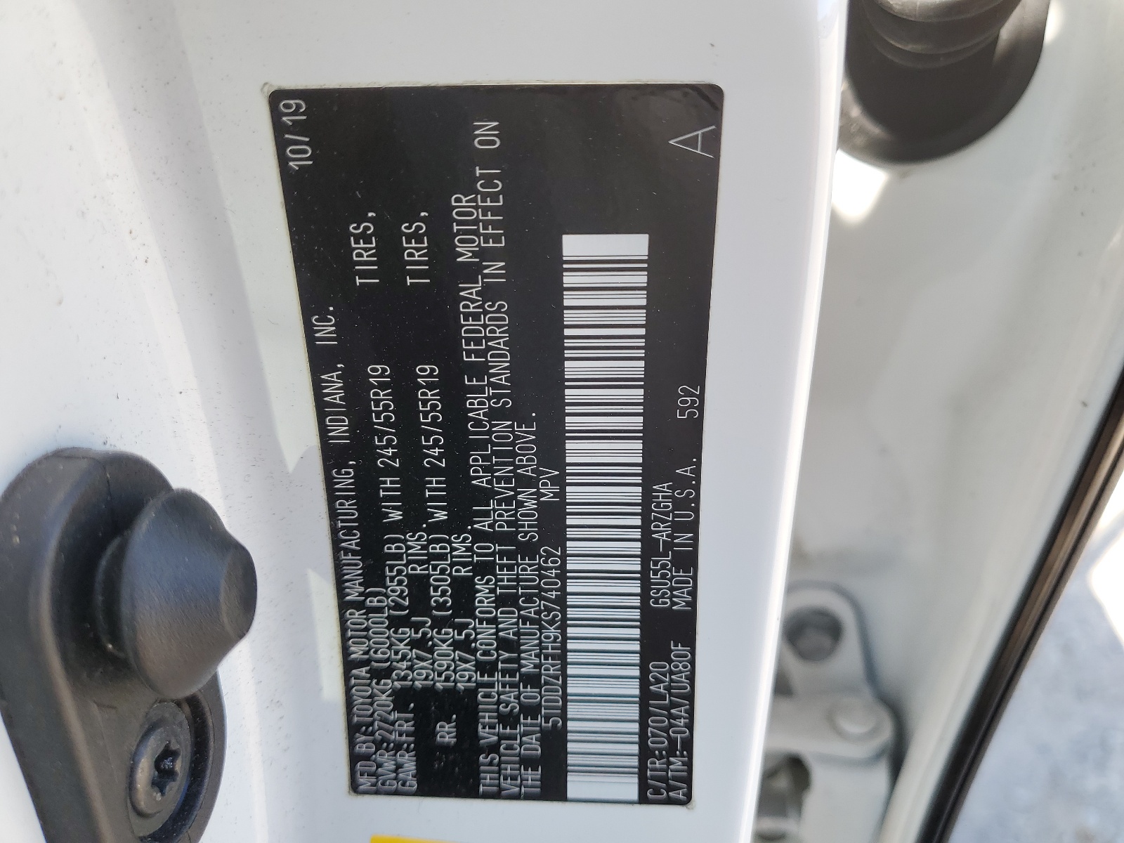 5TDDZRFH9KS740462 2019 Toyota Highlander Limited