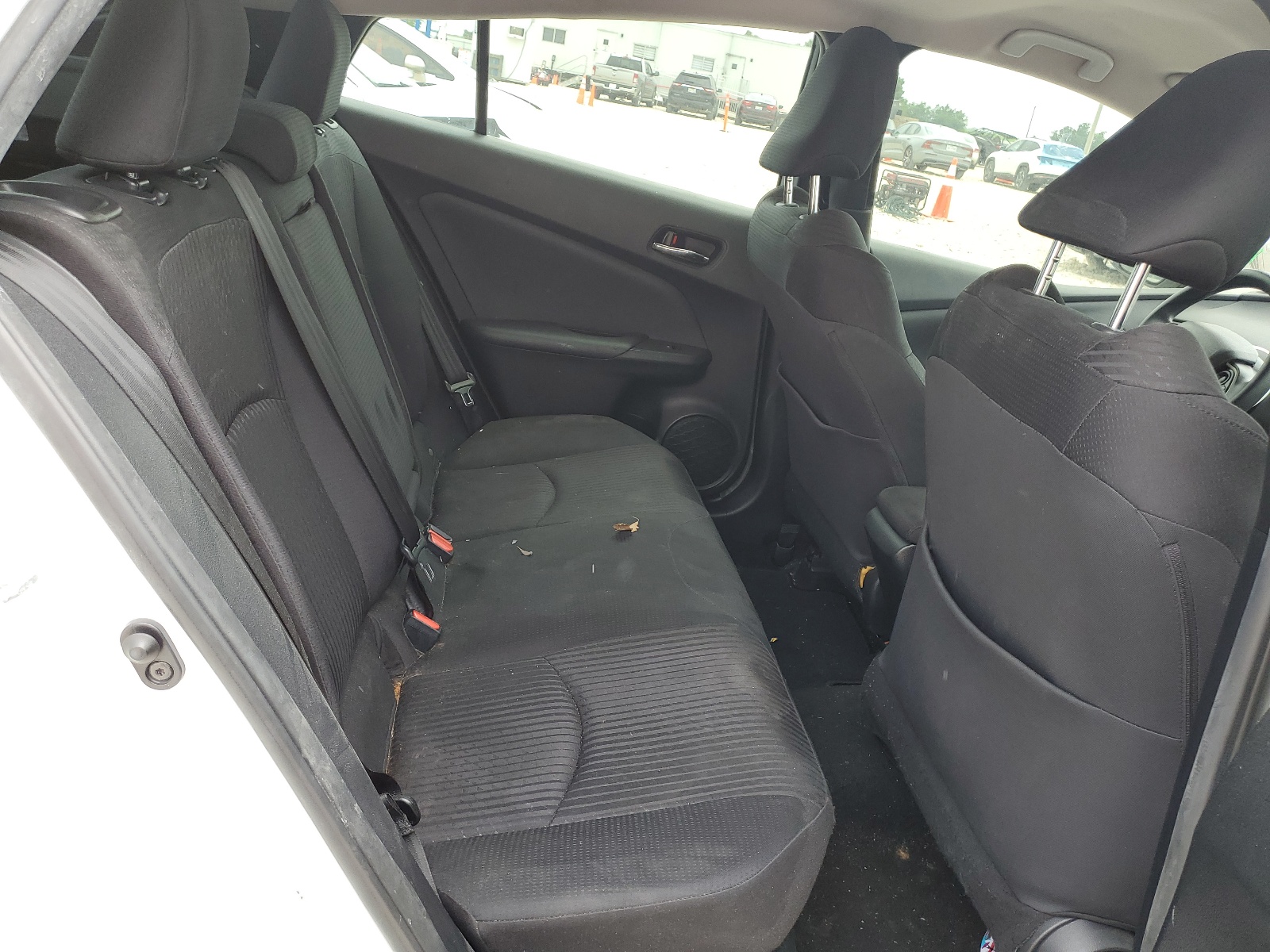 JTDKBRFU8H3042850 2017 Toyota Prius