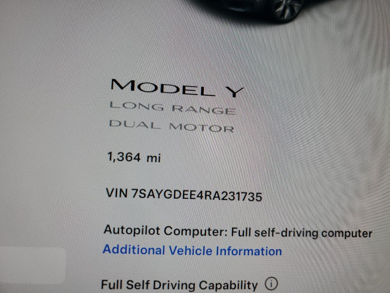 7SAYGDEE4RA231735 2024 Tesla Model Y