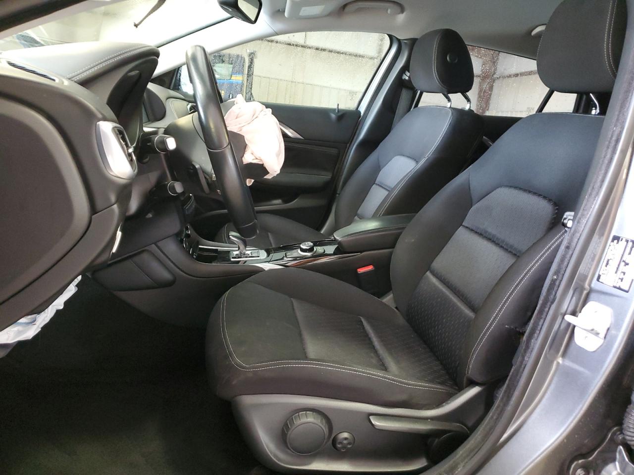 2018 Infiniti QX30 - Image 7