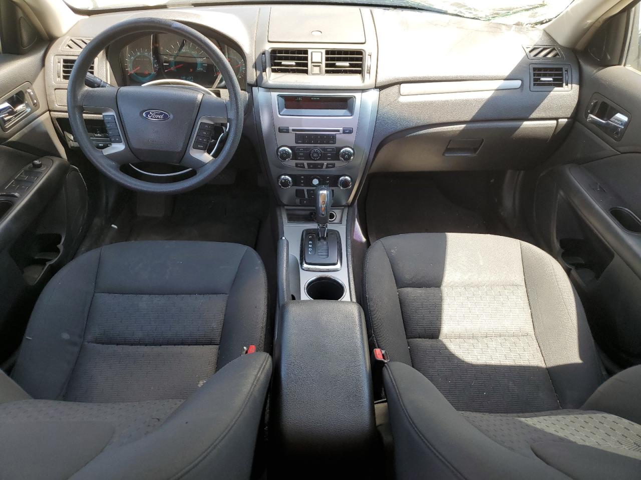 2010 Ford Fusion Se VIN: 3FAHP0HA3AR135167 Lot: 54830234