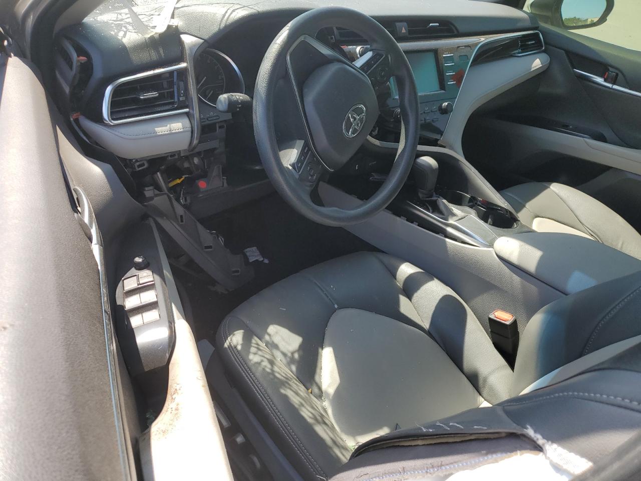 2018 Toyota Camry - Image 8