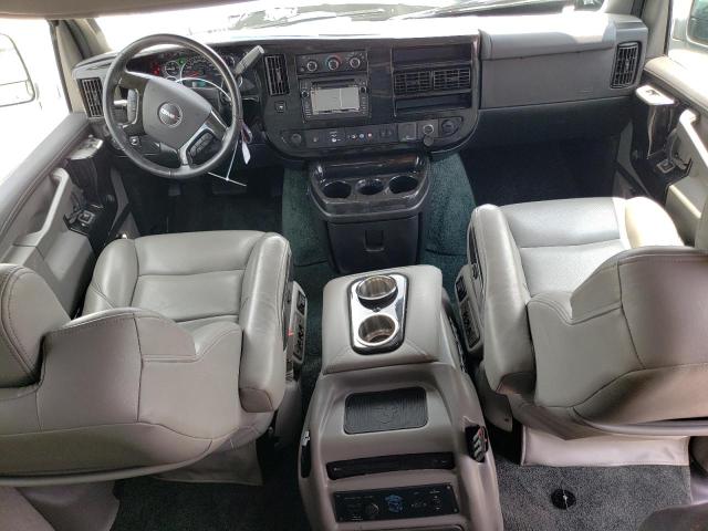  GMC SAVANA 2020 Серебристый