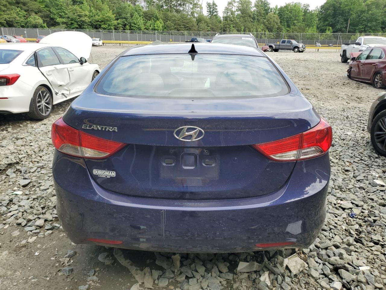 5NPDH4AE9DH281462 2013 Hyundai Elantra Gls