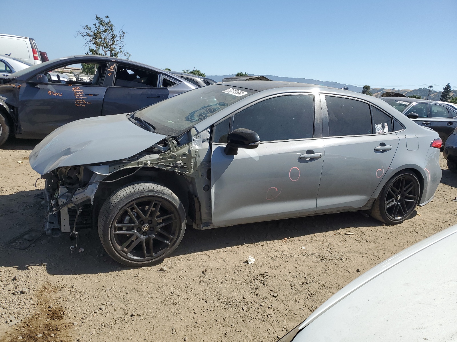 2021 Toyota Corolla Se vin: 5YFM4MCE5MP075616