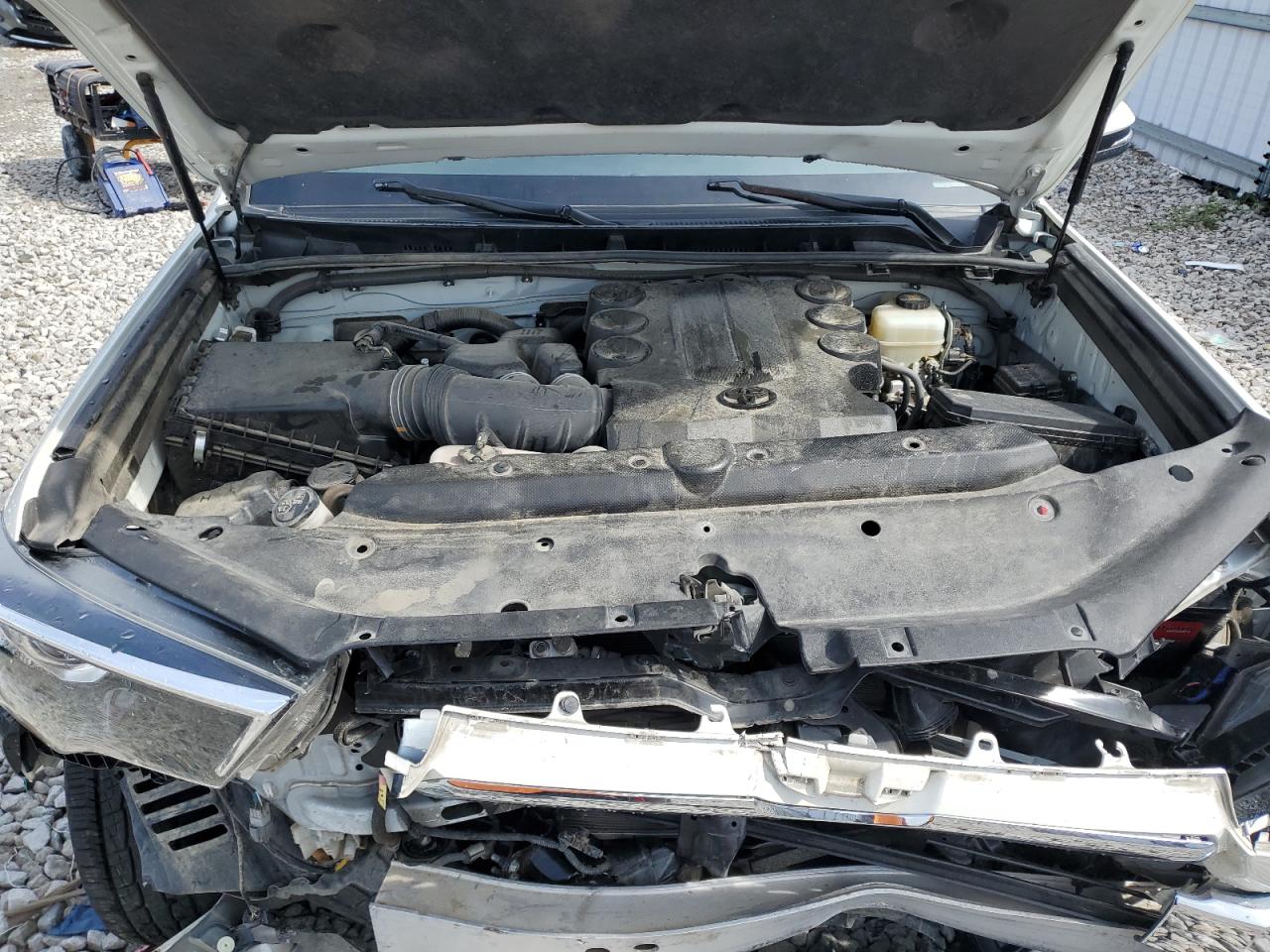 2020 Toyota 4Runner Sr5/Sr5 Premium VIN: JTEBU5JR0L5738519 Lot: 54055314