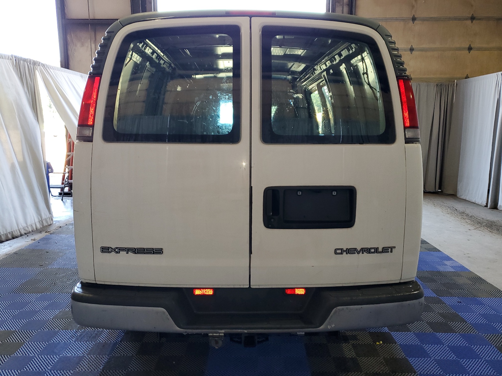 1GCFG15W4X1099273 1999 Chevrolet Express G1500