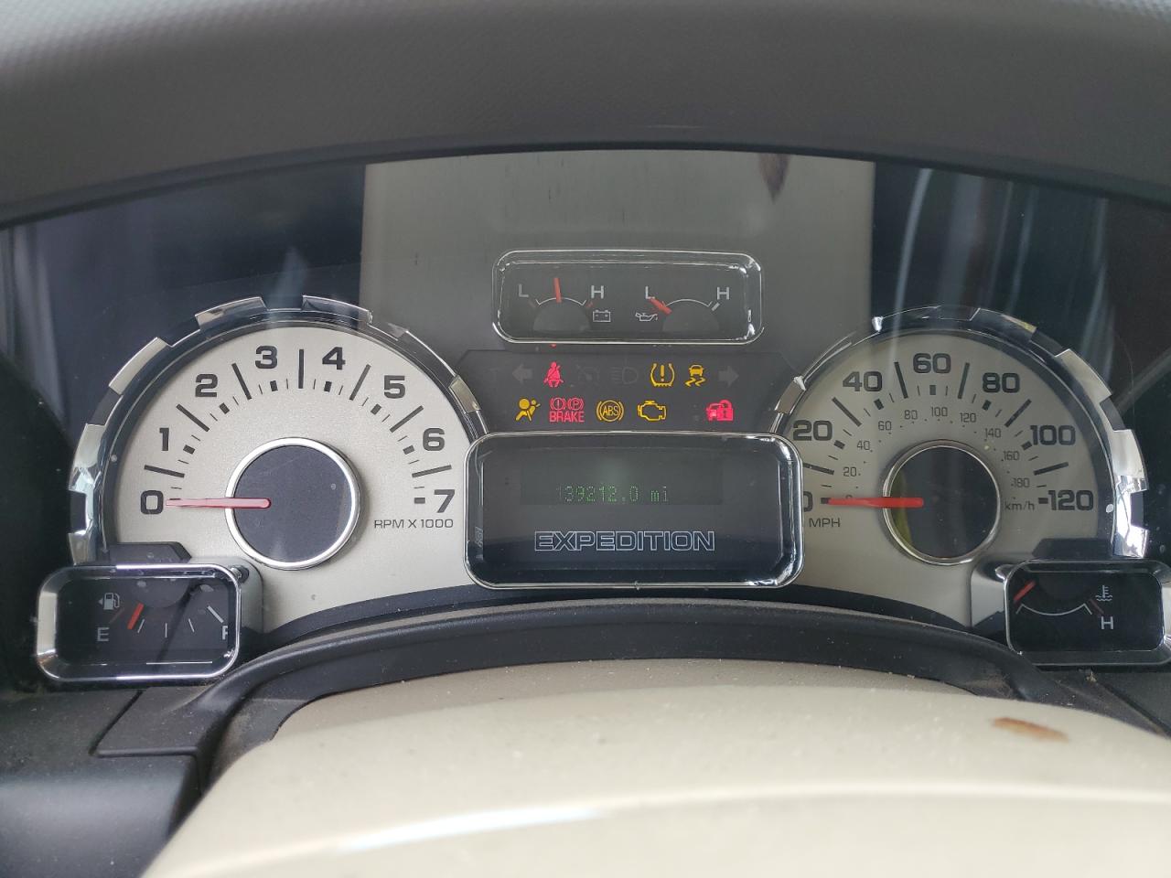 2010 Ford Expedition Eddie Bauer VIN: 1FMJU1J56AEB58092 Lot: 54834494