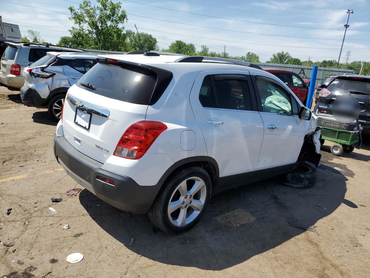 VIN 3GNCJMSB6GL161330 2016 CHEVROLET TRAX no.3