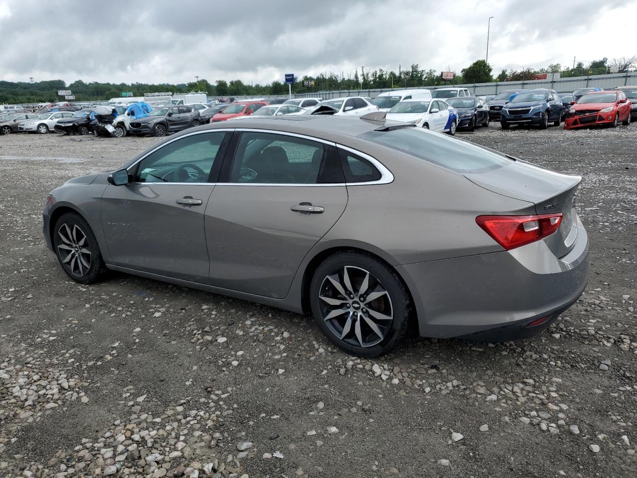 1G1ZE5ST2HF128156 2017 CHEVROLET MALIBU - Image 2