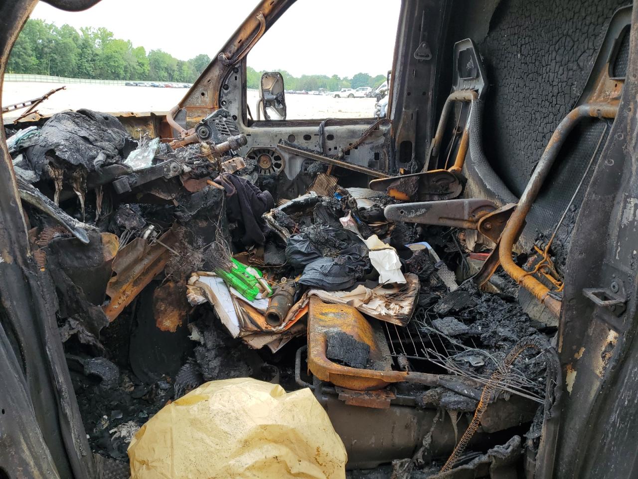 2003 Ford Econoline VIN: 1FDXE65FX3HA56095 Lot: 54922064