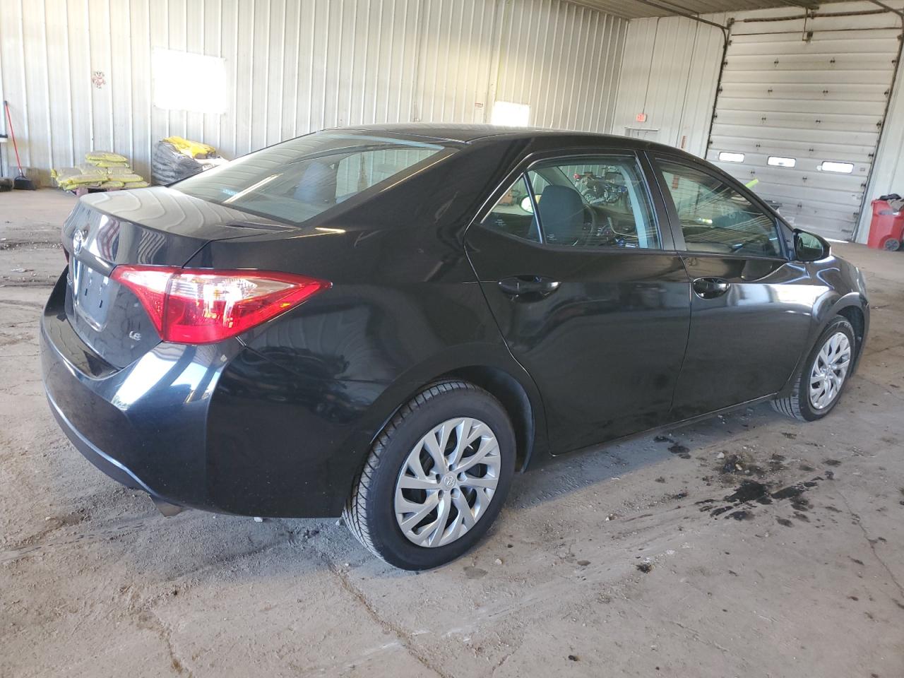 2019 Toyota Corolla Le VIN: 5YFBURHE1KP936445 Lot: 40907315