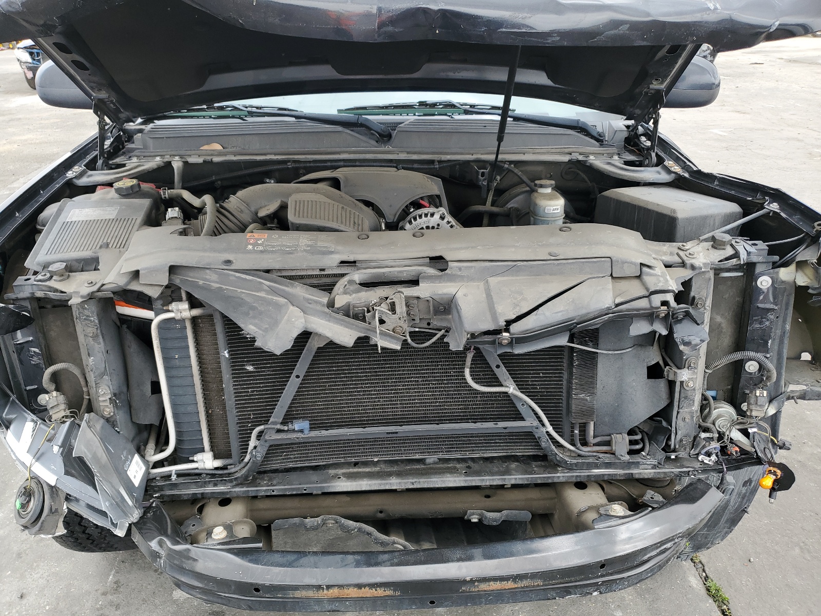 1GNSCBE03DR147863 2013 Chevrolet Tahoe C1500 Lt