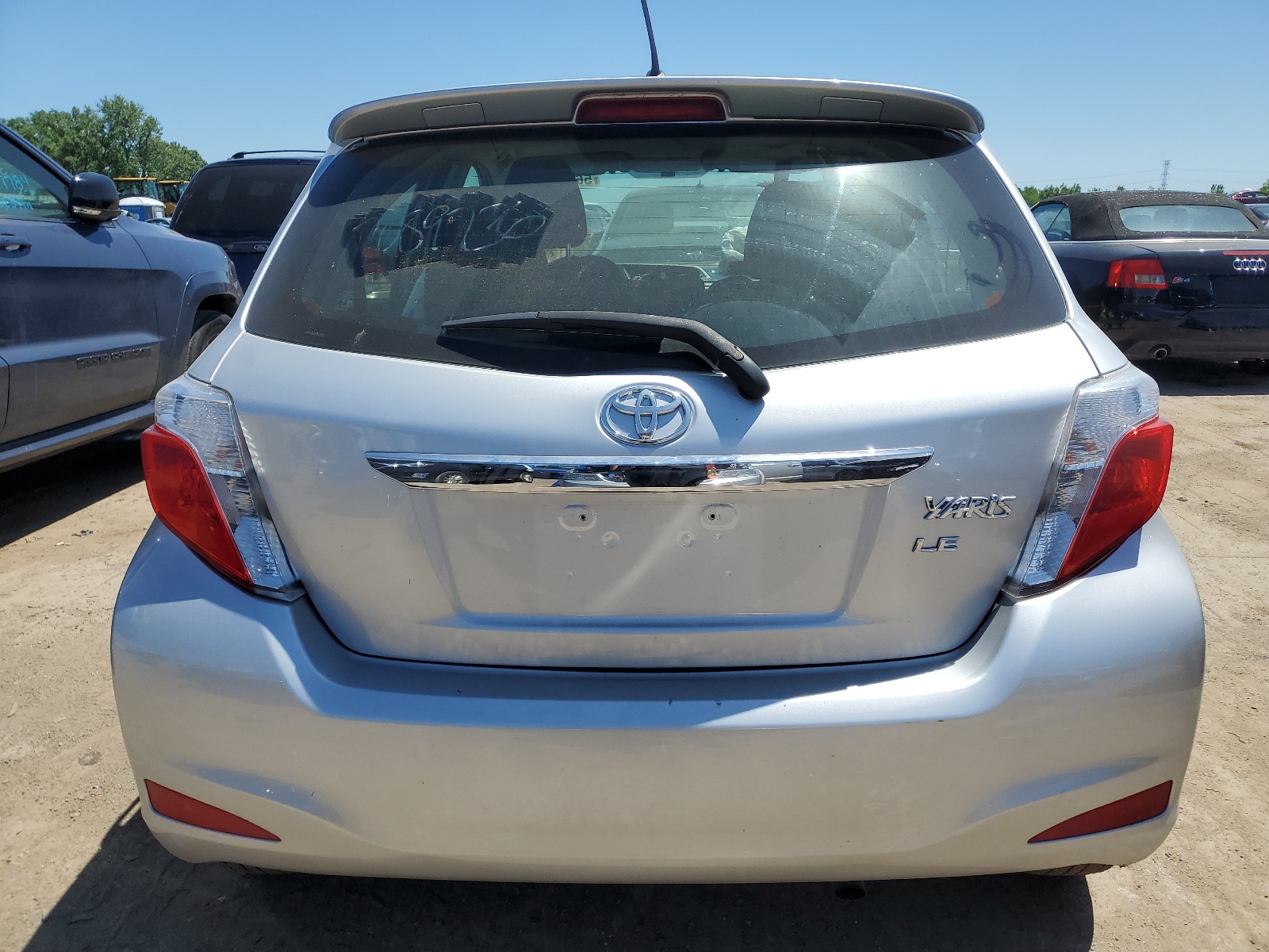 JTDKTUD38CD534551 2012 Toyota Yaris