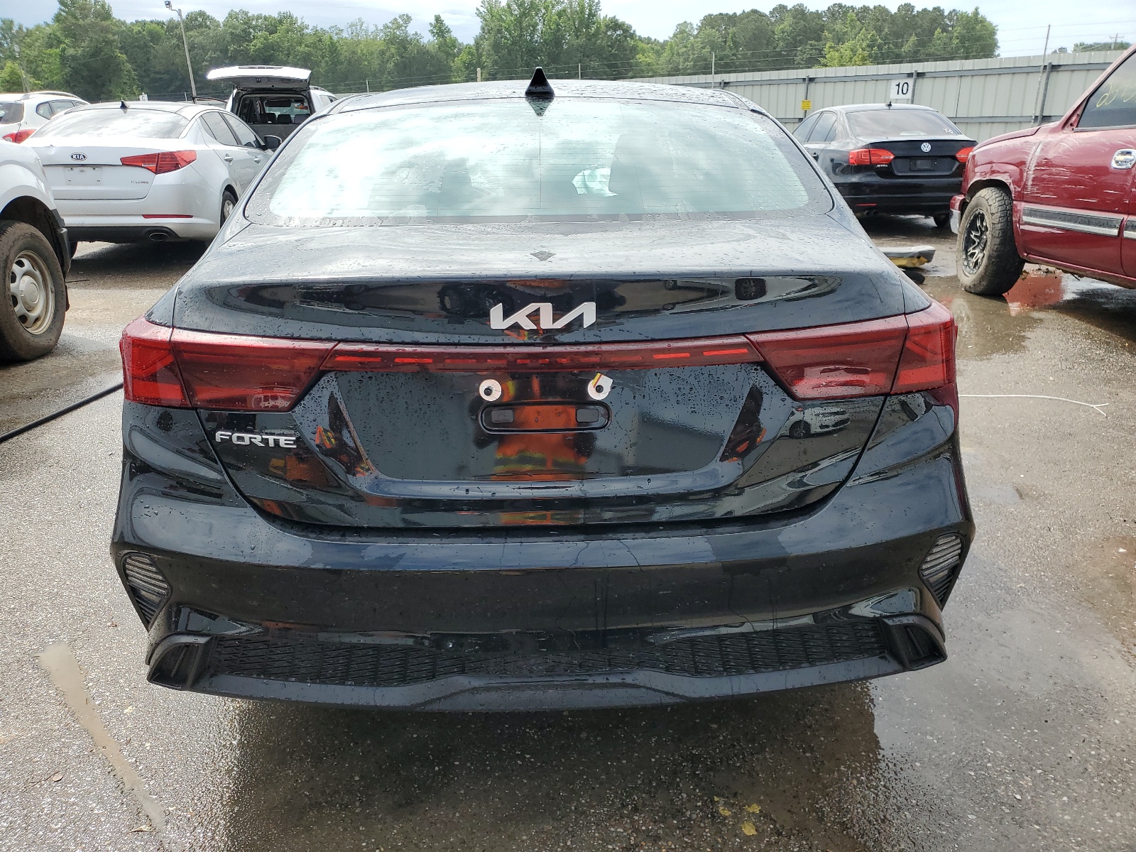 2022 Kia Forte Fe vin: 3KPF24AD9NE493589