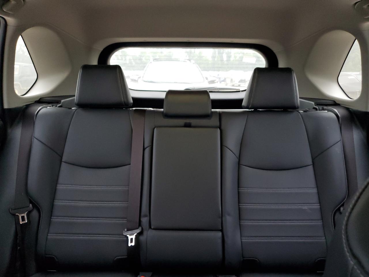 2022 Toyota Rav4 Xle Premium VIN: JTMB6RFV1ND527429 Lot: 54192444