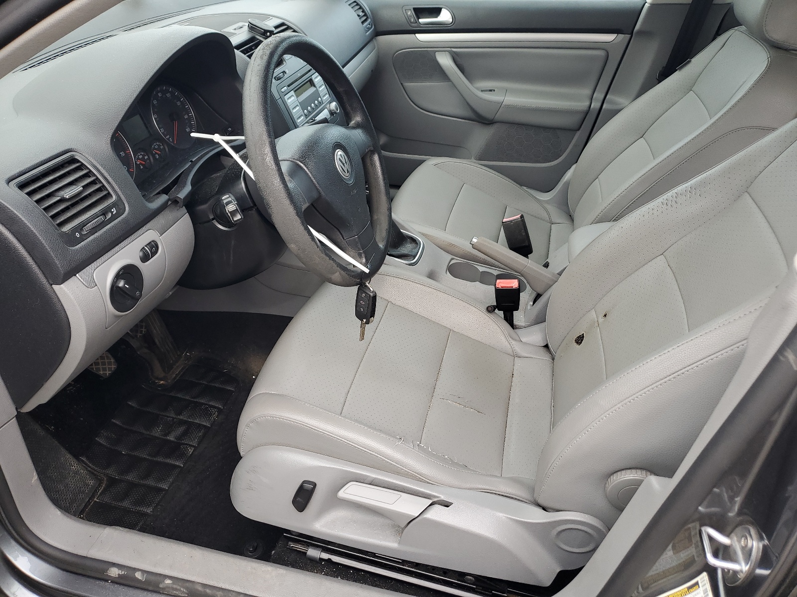 3VWEF71KX7M197535 2007 Volkswagen Jetta Wolfsburg