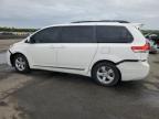 2011 Toyota Sienna Le იყიდება Brookhaven-ში, NY - Rear End