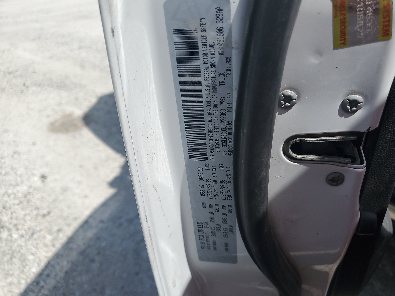 3C6UR5CJ3JG273303 2018 Ram 2500 St