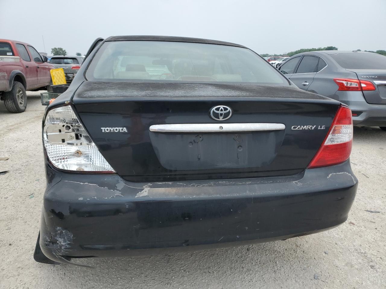2003 Toyota Camry Le VIN: 4T1BE30K73U125602 Lot: 56368984