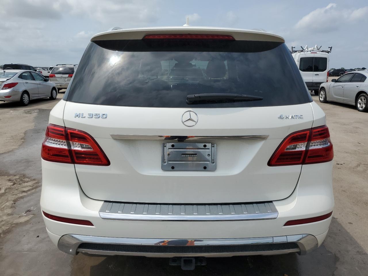 2015 Mercedes-Benz Ml 350 4Matic VIN: 4JGDA5HB1FA559962 Lot: 53497994