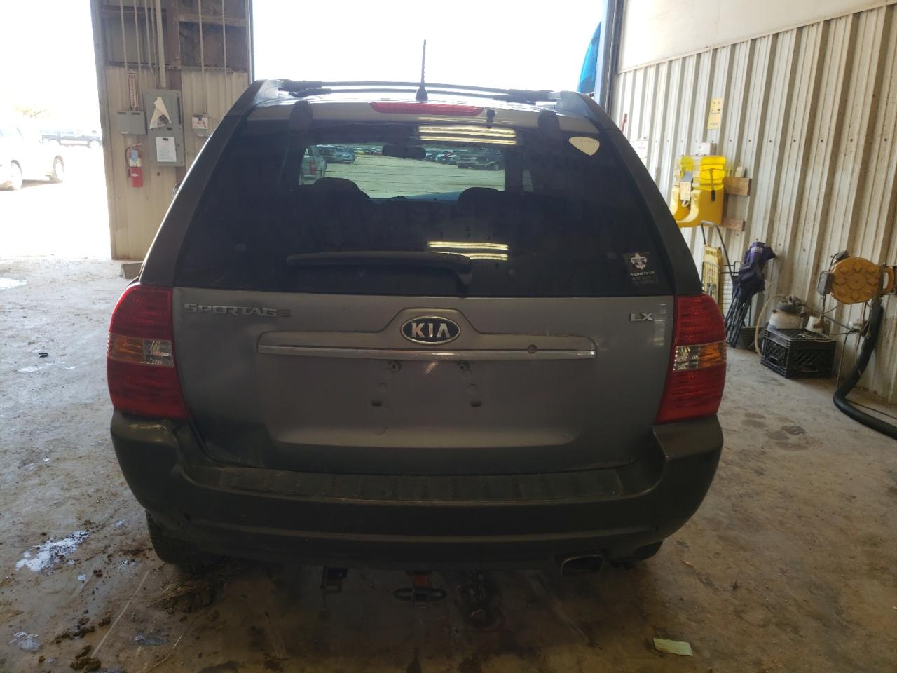 2007 Kia Sportage Lx VIN: KNDJF724477440090 Lot: 53450624