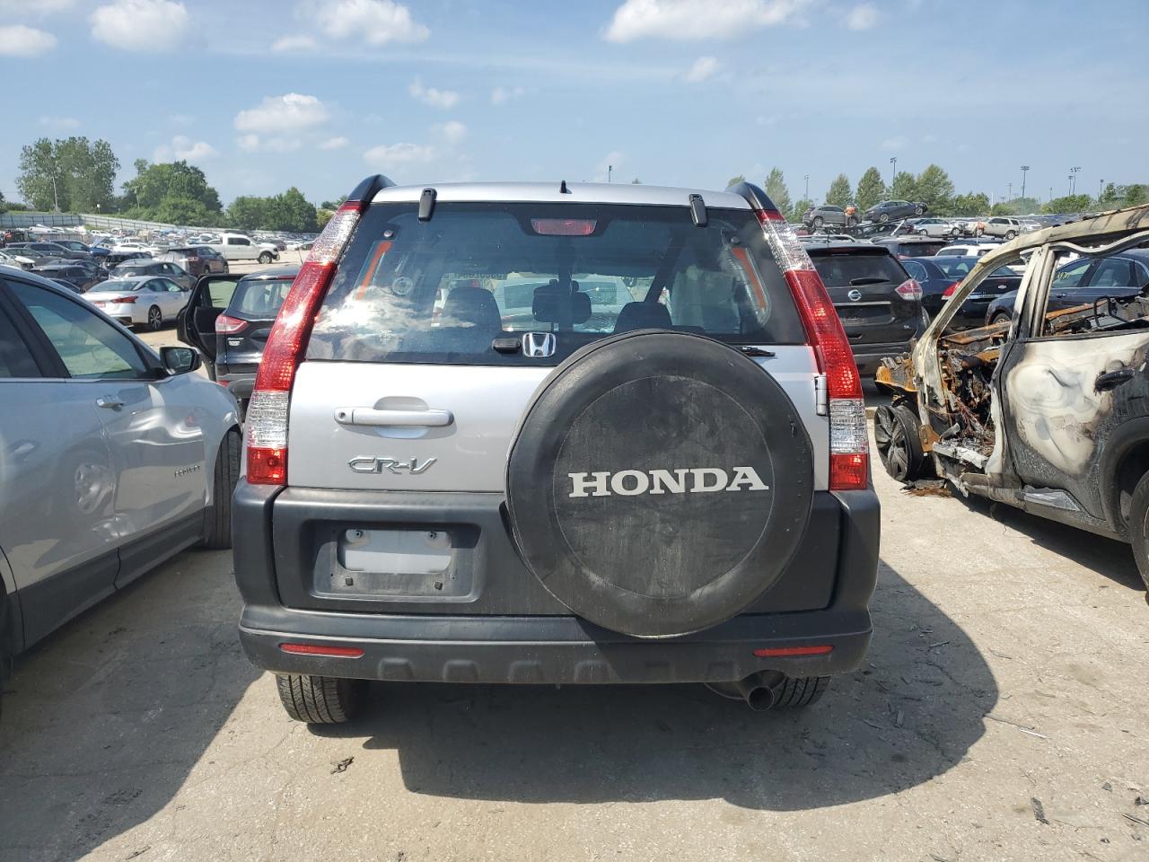 JHLRD68525C016109 2005 Honda Cr-V Lx