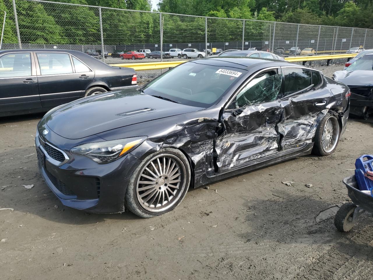 2019 Kia Stinger Premium VIN: KNAE25LA2K6052681 Lot: 54033694